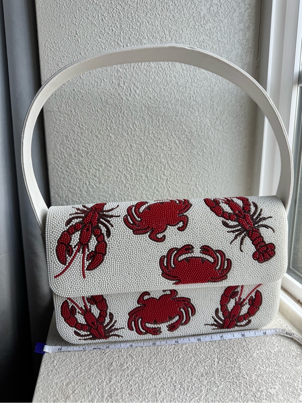 Sincerely Jules White Beaded Shoulder Bag with Red Crab and Lobster Motif